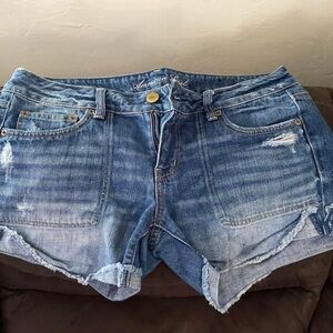 Women’s American Eagle jean shorts